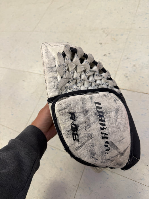 Used Warrior G6 Goalie Catcher Youth