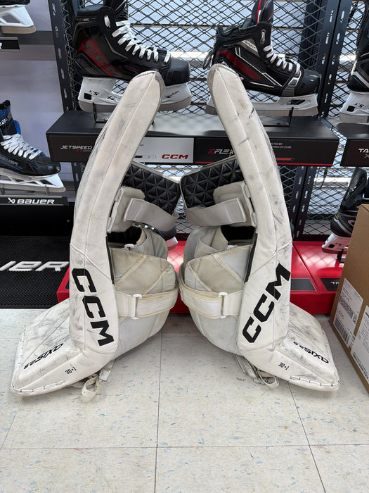 Used CCM Axis 2.9 30+1” Intermediate Goal Pads