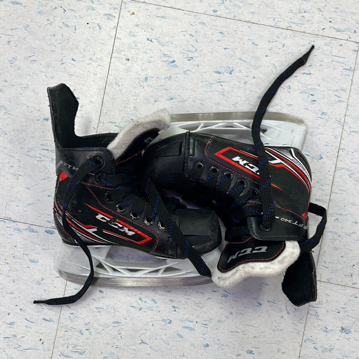 Used CCM JetSpeed FT340 Size 11 Youth Player Skates
