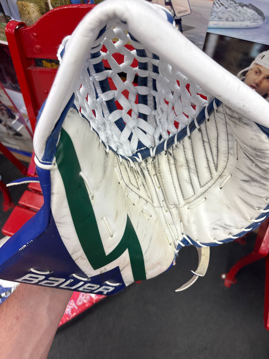 Used Bauer Supreme Mach Pro Stock Practice Palm Senior Catcher