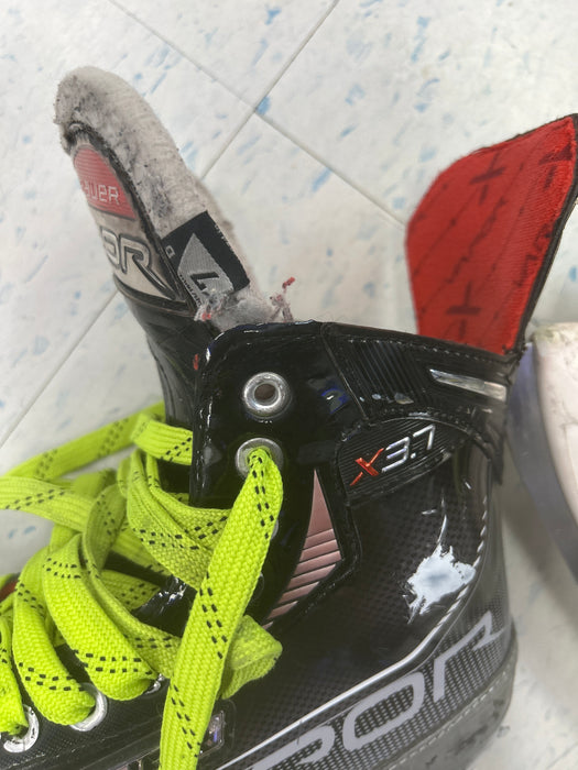 Used Bauer Vapor X3.7 Senior Player Skates