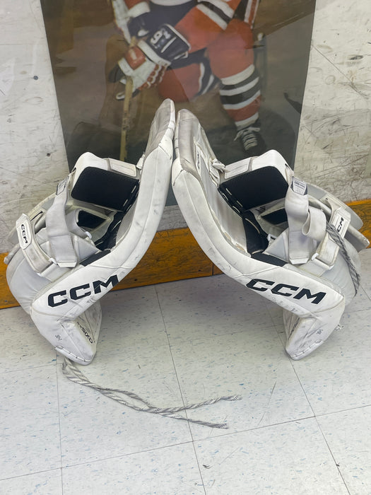 Used CCM Axis 2.5 30+1 Leg Pads