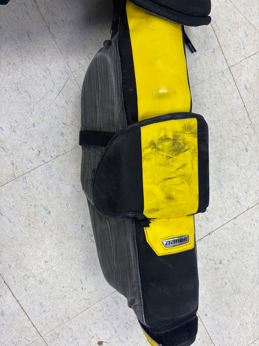 Used Bauer Supreme Ultrasonic Senior Size Large