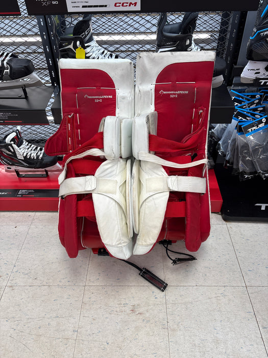 Used True Catalyst 9X3  Senior 32"+2" Leg Pads