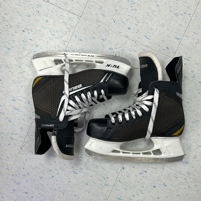 Used Bauer Supreme One.4 Size 7 D Player Skate