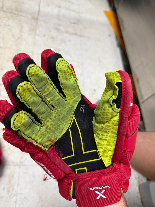Used Bauer Vapor 3x 11” Junior Gloves