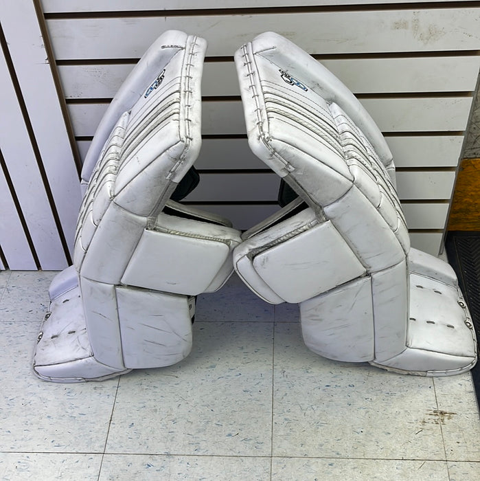 Used Vaughn Velocity VE8 28+2 Goal Pads