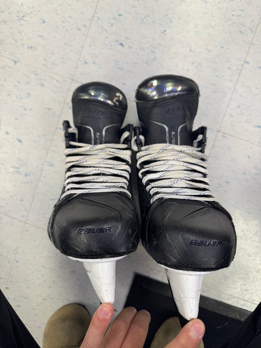Demo Bauer Custom Vapor Flylite 7.5 Fit 3