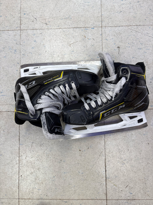 Used CCM Super Tacks 9370 Size 8.0 D Goal Skate