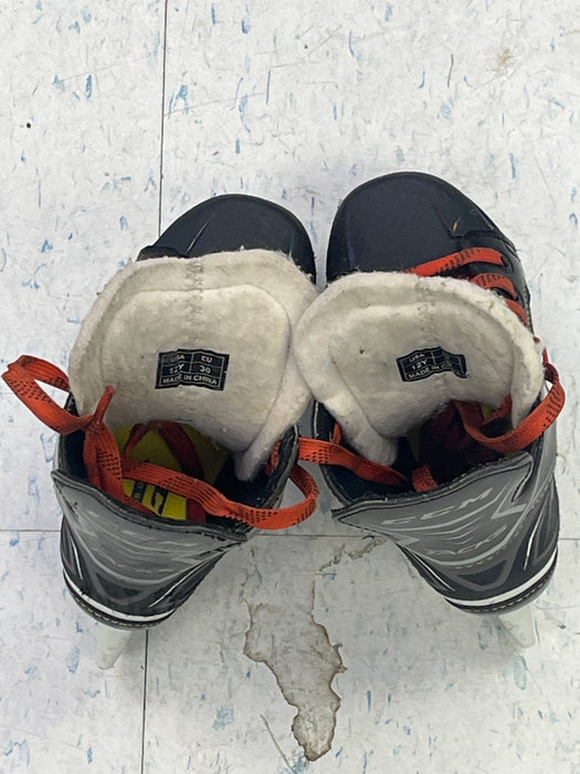 Used CCM Tacks 9040 Size 12 Youth Skates
