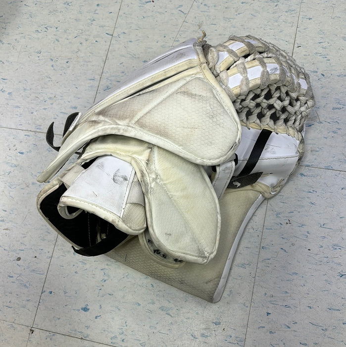 Used Bauer Vapor 2x Senior Catcher