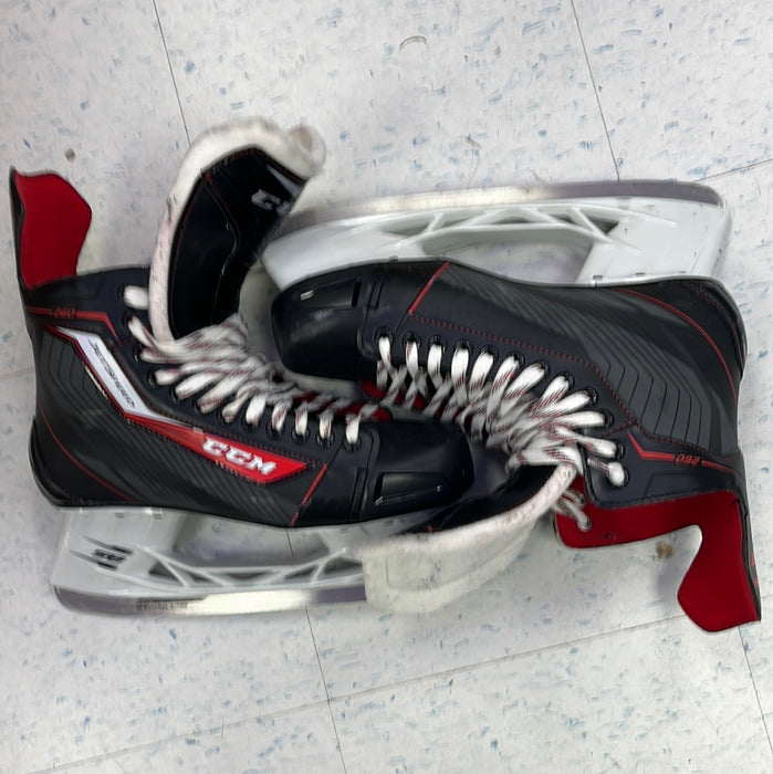 Used CCM JetSpeed 260 Size 12 Player Skates