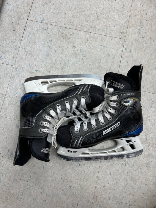 Used Nike Bauer Supreme One35 Size 13.5D Youth Skates