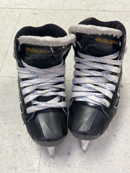 Used Bauer Supreme s190 Size 1 Skates