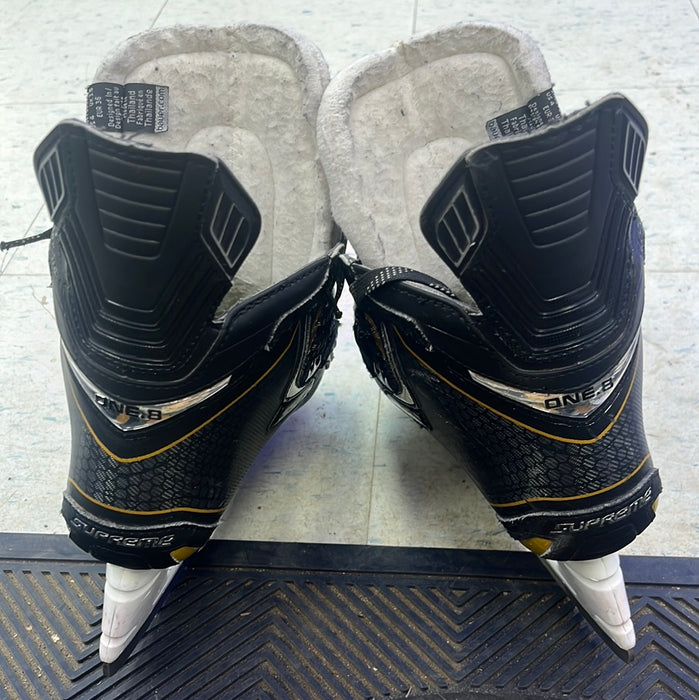 Used Bauer Supreme One.8 Size 3 Player Skates