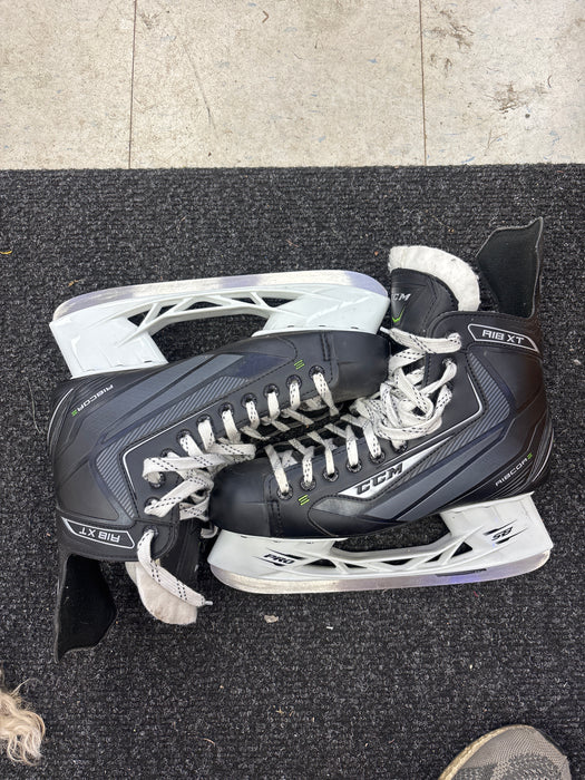 Used CCM Ribcor XT Size 9.0D Skates