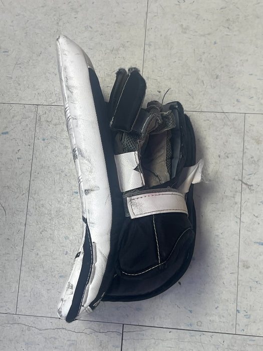 Used Warrior R\G4 Junior Blocker