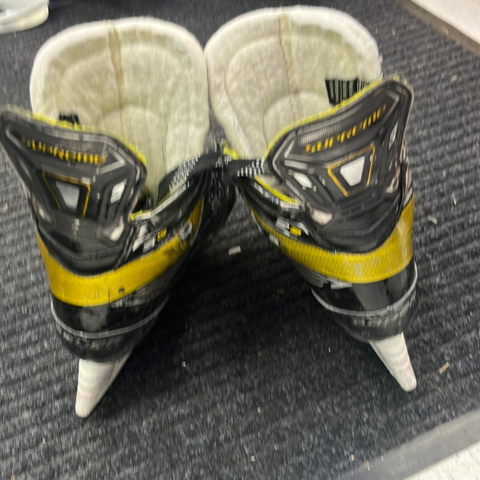 Used Bauer Supreme 3S Size 3 Player Skates