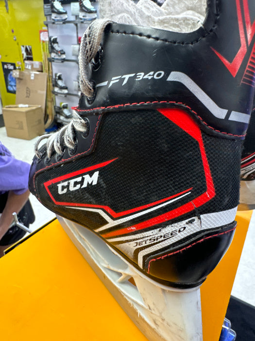 Used CCM Jetspeed Ft340 12Y Player Skates