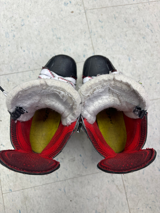 Used Bauer Vapor x2.7 Size 2.0D Skates