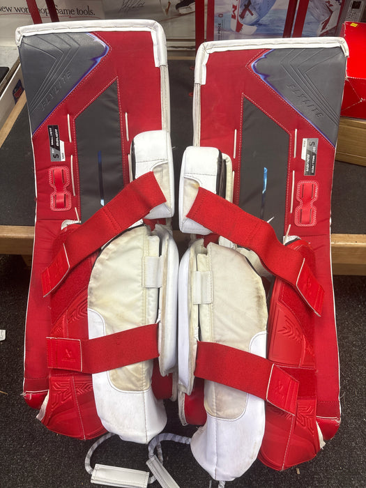 Used Bauer Vapor Flylite Goalie Leg Pads Size Senior Small 33+1