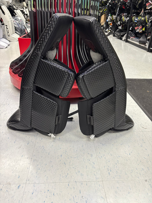 Demo Brian's Iconik X Junior 27+1" Leg Pad