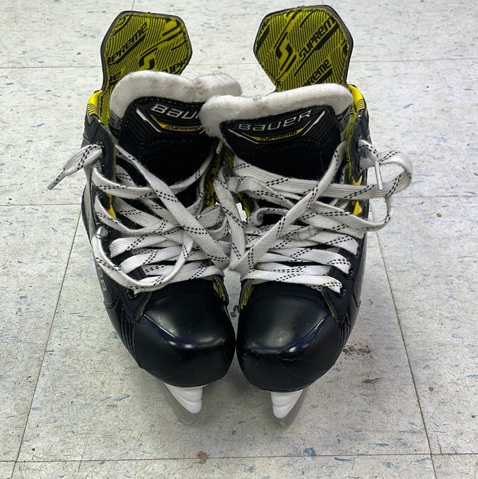 Used Bauer Supreme M4 Size 12 Youth Skates