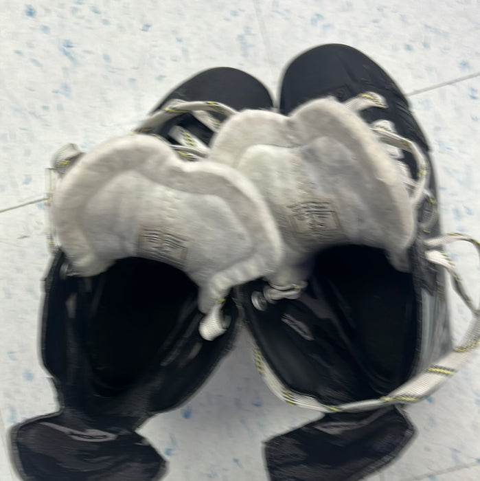 Used CCM AS580 Size 3.5 Player Skates