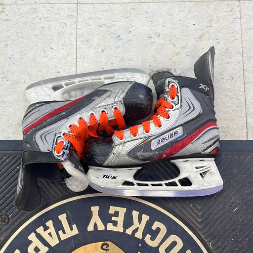 Used Bauer Vapor X3.0 Size 13.5 Youth Skates
