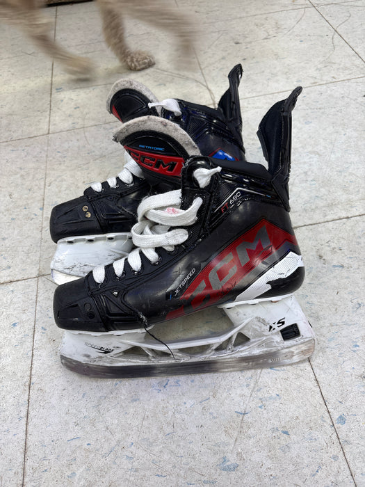 Used CCM JetSpeed FT680 Size 5.5 Regular Skates