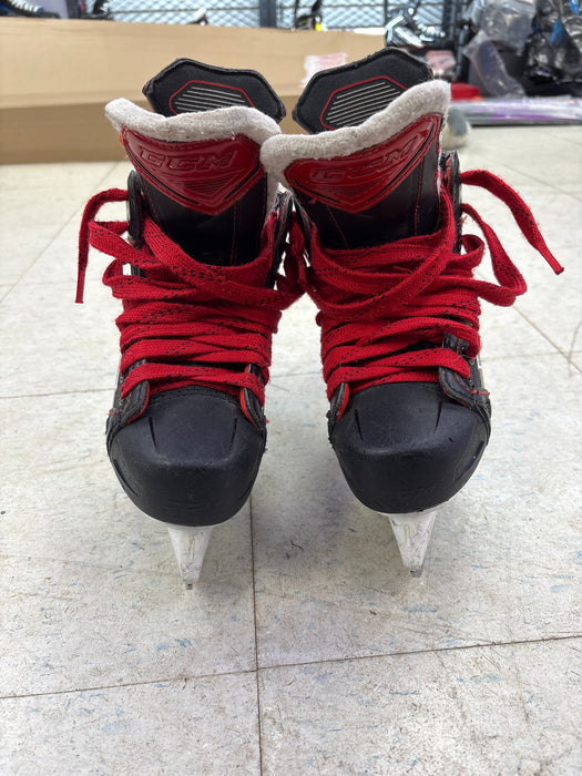 Used CCM JetSpeed FT480 Size 3.0 D Skates
