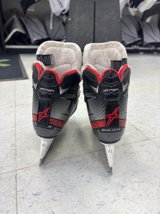 Used Goalie Skate Bauer Vapor X 2.7 Size Youth 10
