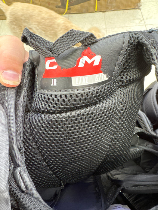 Used CCM EFLEX 6.5 Junior Large/X-Large Chest Protector