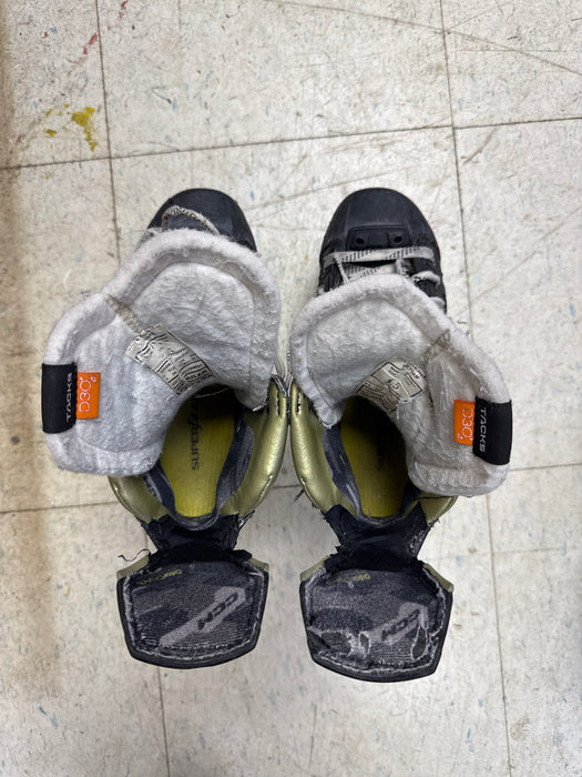 Used CCM Tacks ASV Skates Size 3.5
