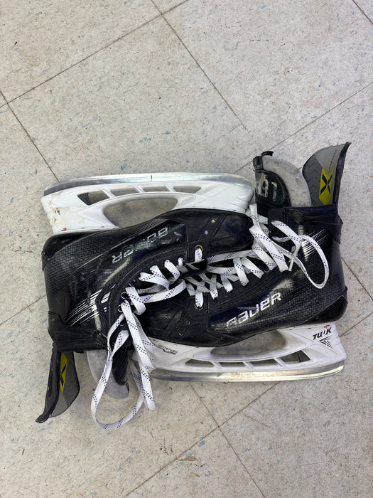 Used Bauer Vapor Hyperlite2 Size 10.0 Fit 2 Skates