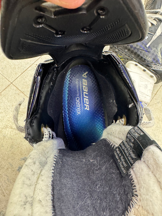Used Bauer Shadow Skates Size 6.5 Fit 2