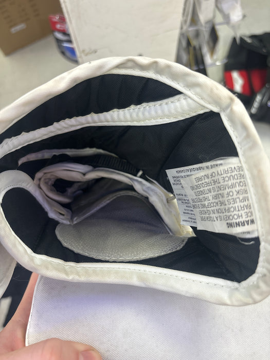Used McKenney Pro Spec 270 Junior Catcher