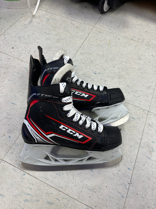 Used CCM FT340 Size 2.0 Skates
