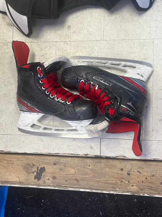 Used Bauer Volt 3.0 Size 5 Skates