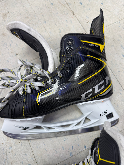 Used CCM Tacks 9370 Skates 9.0D