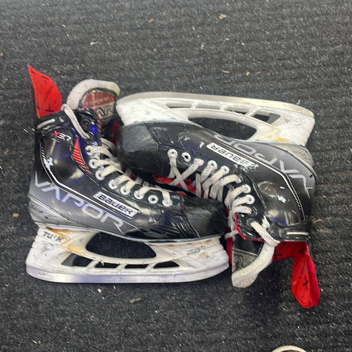 Used Bauer Vapor X3.7 Size 8 Player Skates