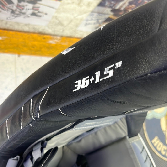 Used Warrior Ritual G3 36+1.5 Leg Pads