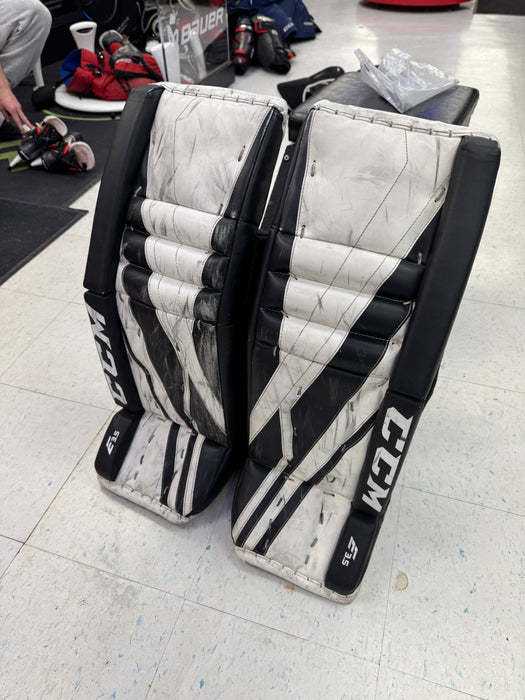 Used CCM E3.5 Junior 28” Leg Pads