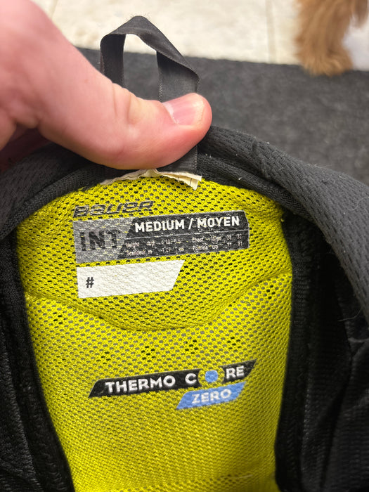 Used Bauer Supreme Mach Intermediate Medium Shoulder Pads