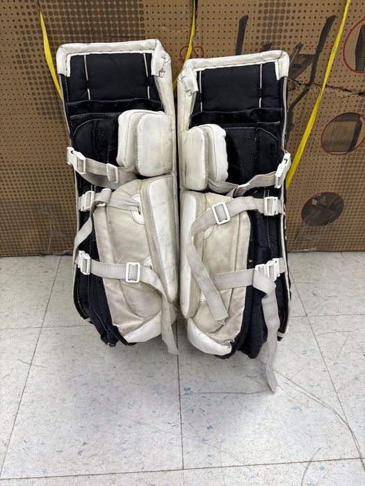 Used Reebok XLT24 Youth 23" Leg Pads
