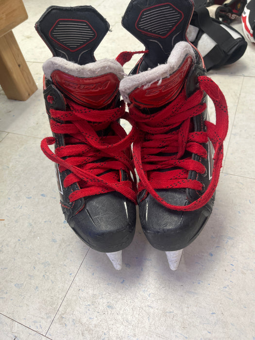Used CCM JetSpeed FT 480 Size 2.5 Skates