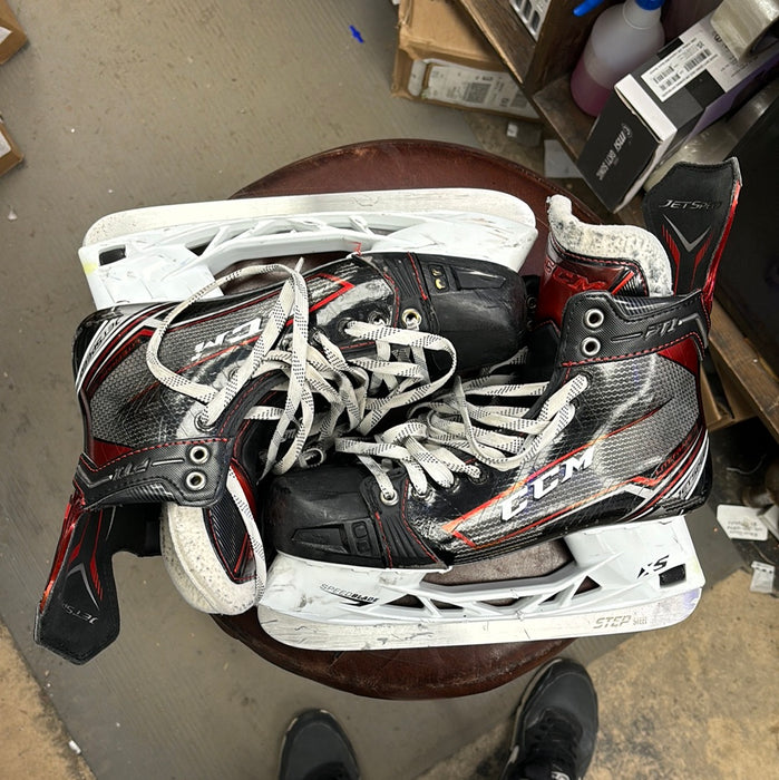 Used CCM JetSpeed FT1 Size 9.0 Senior Skates
