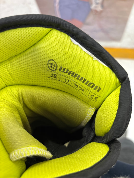 Used Warrior Alpha LX2 Max 12” Junior Gloves