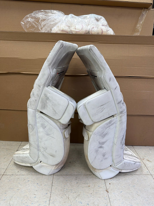 Used True Catalyst 7x3 34+2 Senior Goal Pads