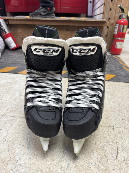 Used CCM Ribcor 88k Size 5.0R Skates